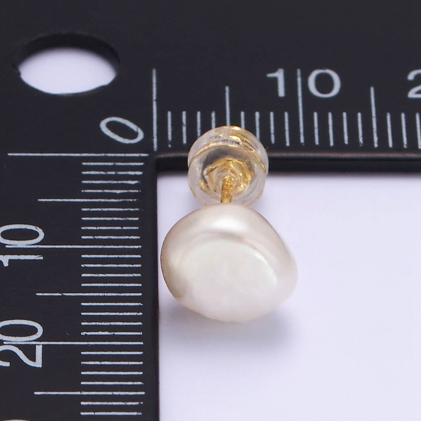 16K Gold Filled White Baroque Pearl Stud Earrings