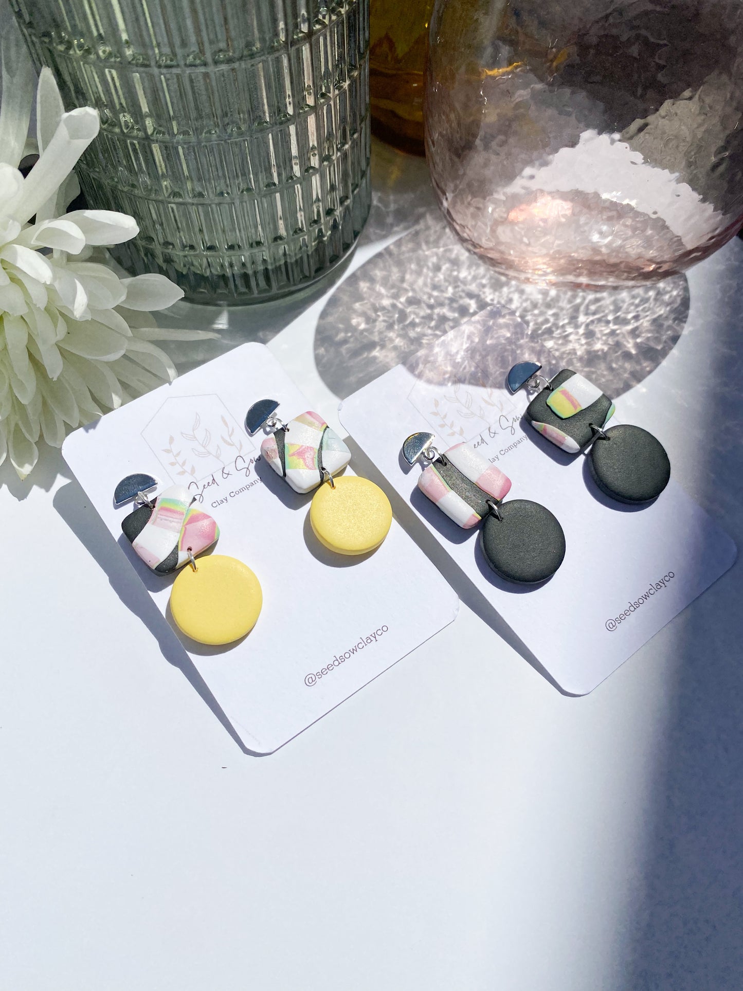 Cleo Style Summer Squiggle with Yellow Drop or Black Drop