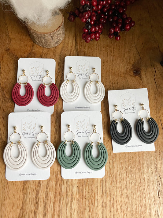 Horseshoe on Textured Gold Ring