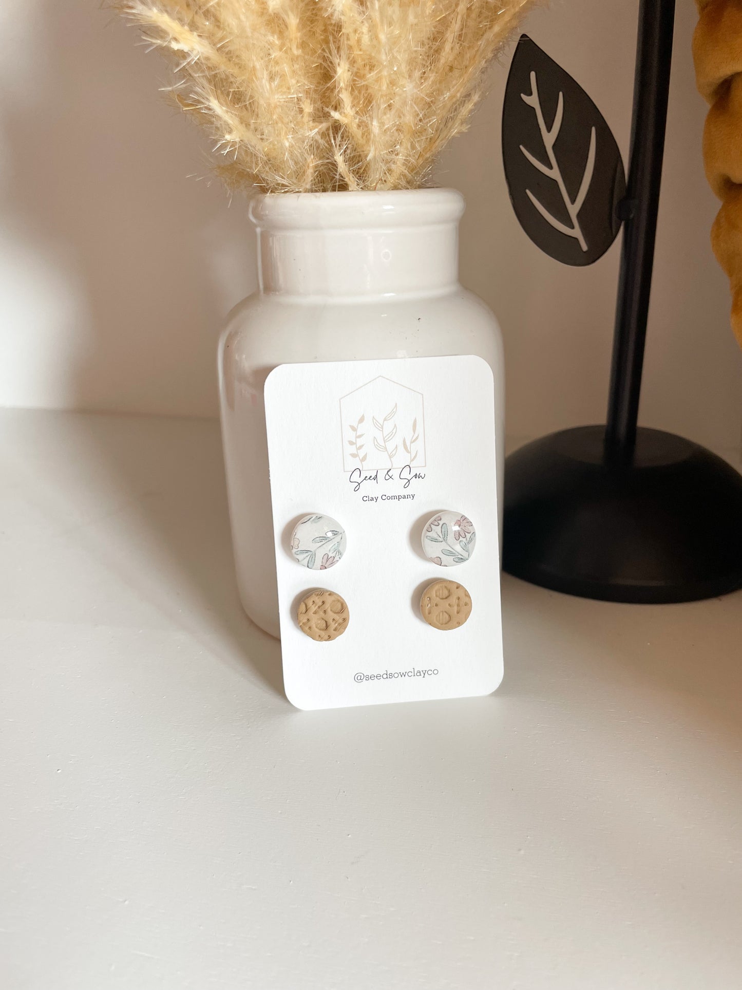Neutral Wicker Stud Packs