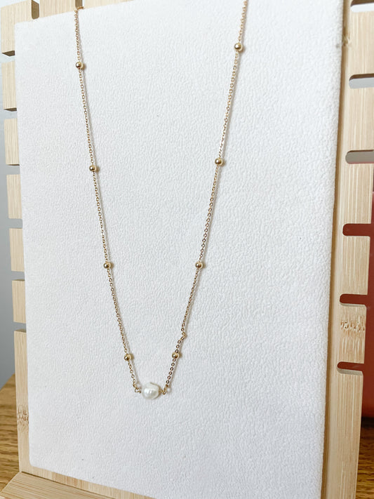Fresh Water Pearl Beaded Necklace