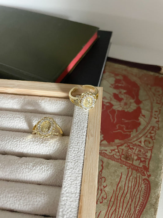 Vintage Religious Mother Mary Gold Adjustable Ring